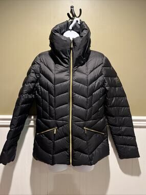 Michael Kors Black Packable Down Puffer Jacket Coat Lightweight Sz M High Neck